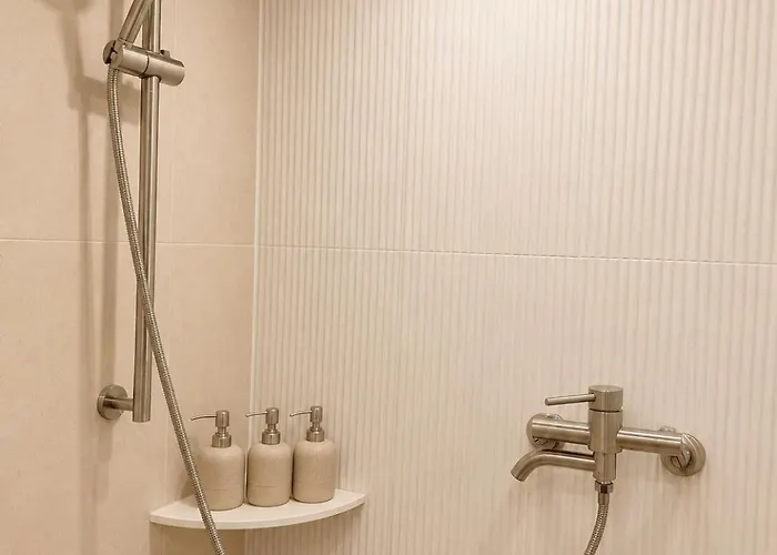 Villa New Special Offer Line 6 5minute Walk From Itaewon Station Olim Modeling Private Use Gyeongbokgung Palace Myeongdong Gangnam *